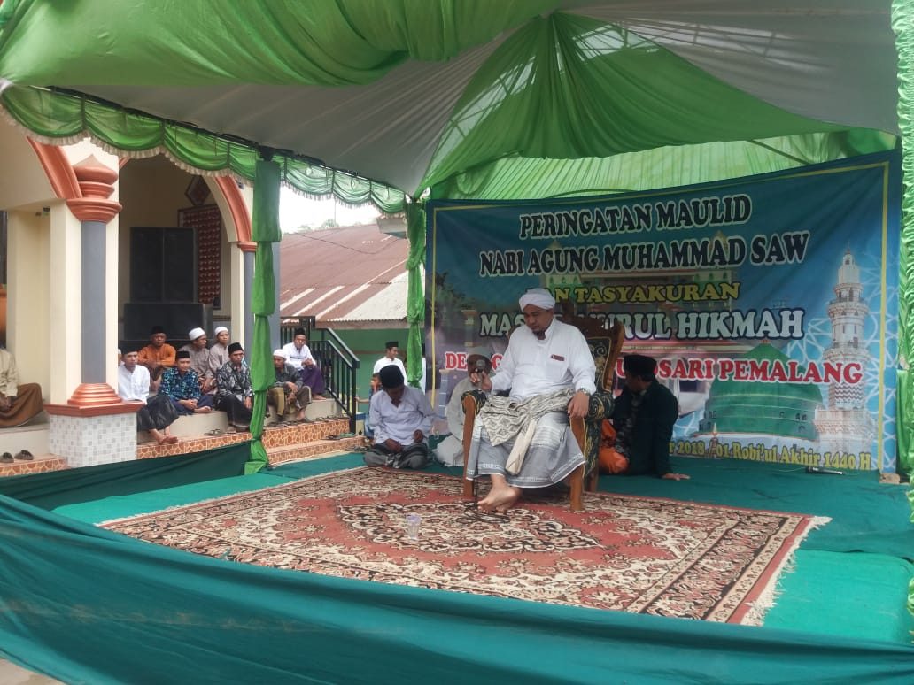 BABINSA HADIRI PENGAJIAN UMUM DALAM RANGKA PERINGATAN MAULID NABI MUHAMMAD SAW