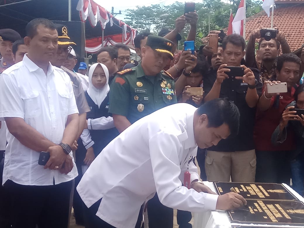 DANDIM 0711/PEMALANG HADIRI PERESMIAN SEJUMLAH PROYEK-PROYEK DI WILAYAH KABUPATEN PEMALANG