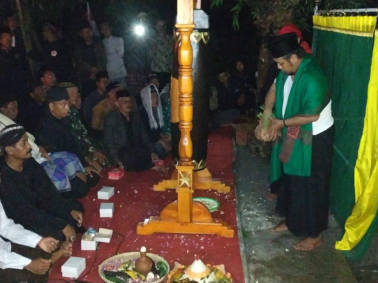 Danramil Hadiri Gelar Budaya Taman Ruwat Banyu Taman Dan Boyong Kenthongan Pada Hari Jadi Kabupaten Pemalang ke – 445 Tahun 2020