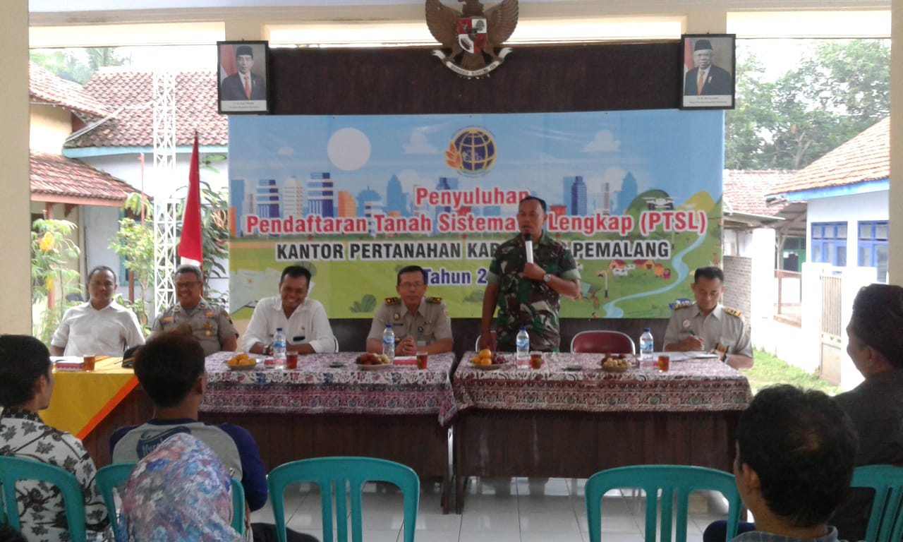 Danramil 04/Comal Hadir Dalam Penyuluhan Pendaftaran Tanah Sistematis Lengkap (PTSL)