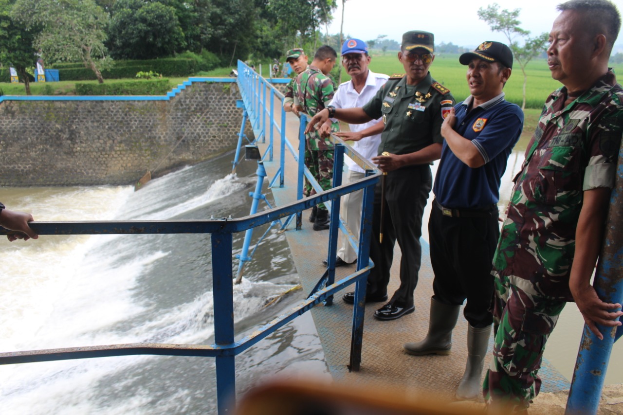 Antisipasi Banjir Dandim Pemalang Turun Tinjau Bendungan Kejene