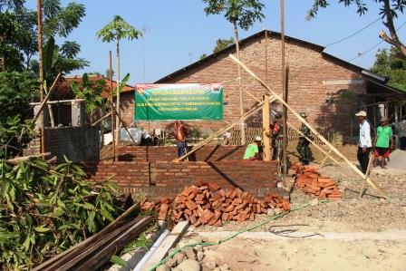 Kodim Pemalang Peringati HUT RI ke 75 dengan Bedah Rumah