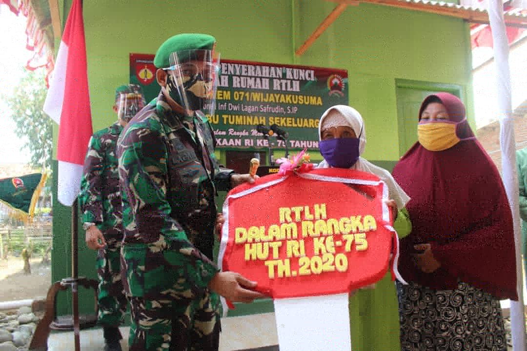 Danrem 071/Wijayakusuma Resmikan Bedah Rumah Tidak Layak Huni di Pemalang