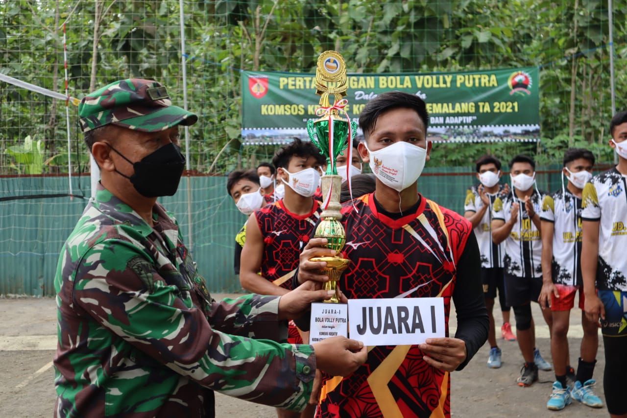 Kodim Pemalang Menggelar Komsos Kreatif  Pertandingan Bola Voli Putra