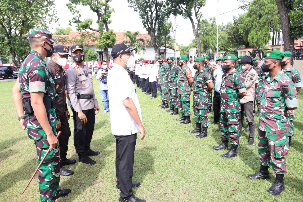 Menyambut Nataru 2021, Dandim Pemalang Dampingi Bupati Pimpin Gelar Apel Tiga Pilar 