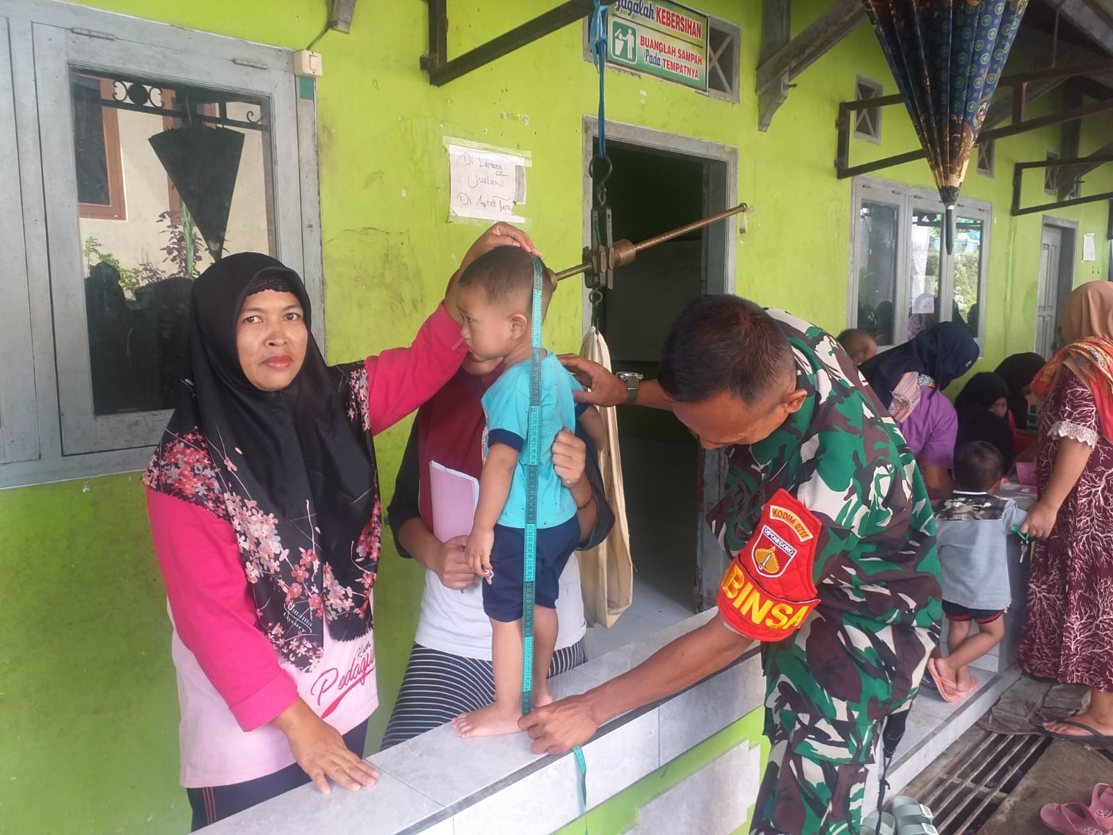 Peran Aktif Babinsa Koramil 09/Bantarbolang cegah Stunting