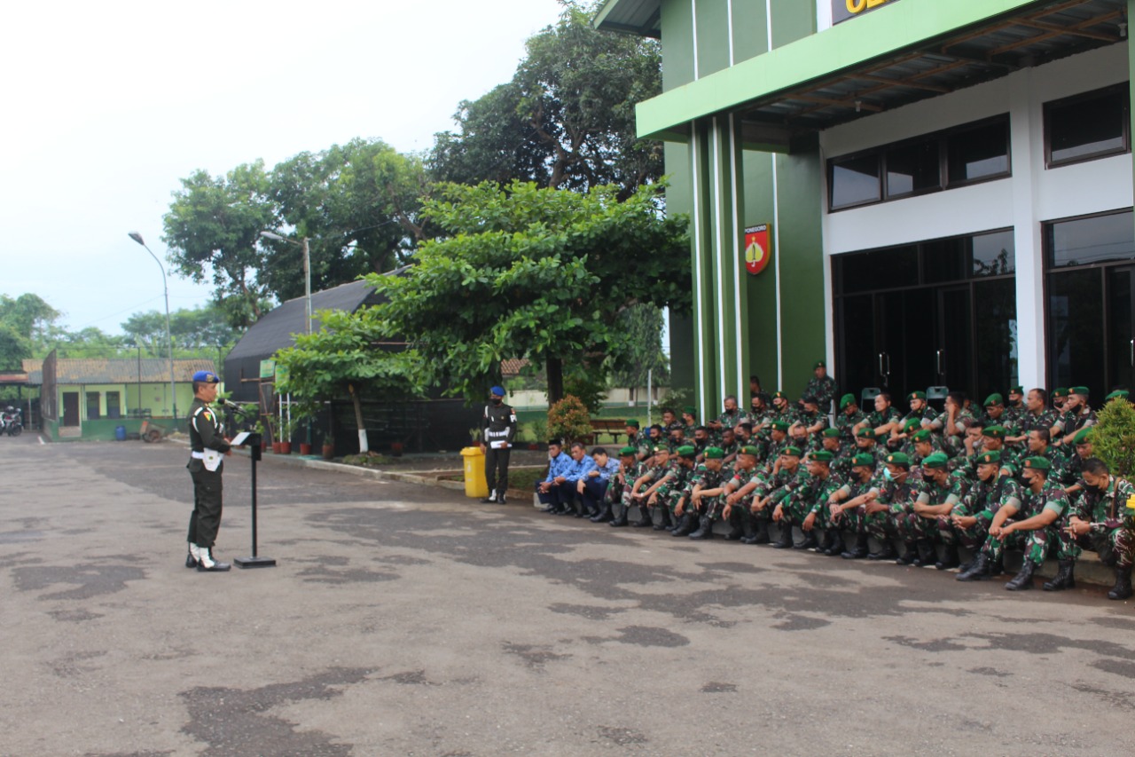 Prajurit Dan PNS Kodim Pemalang Menerima Sosialisasi Safety Driving Dan Safety Riding Kendaraan