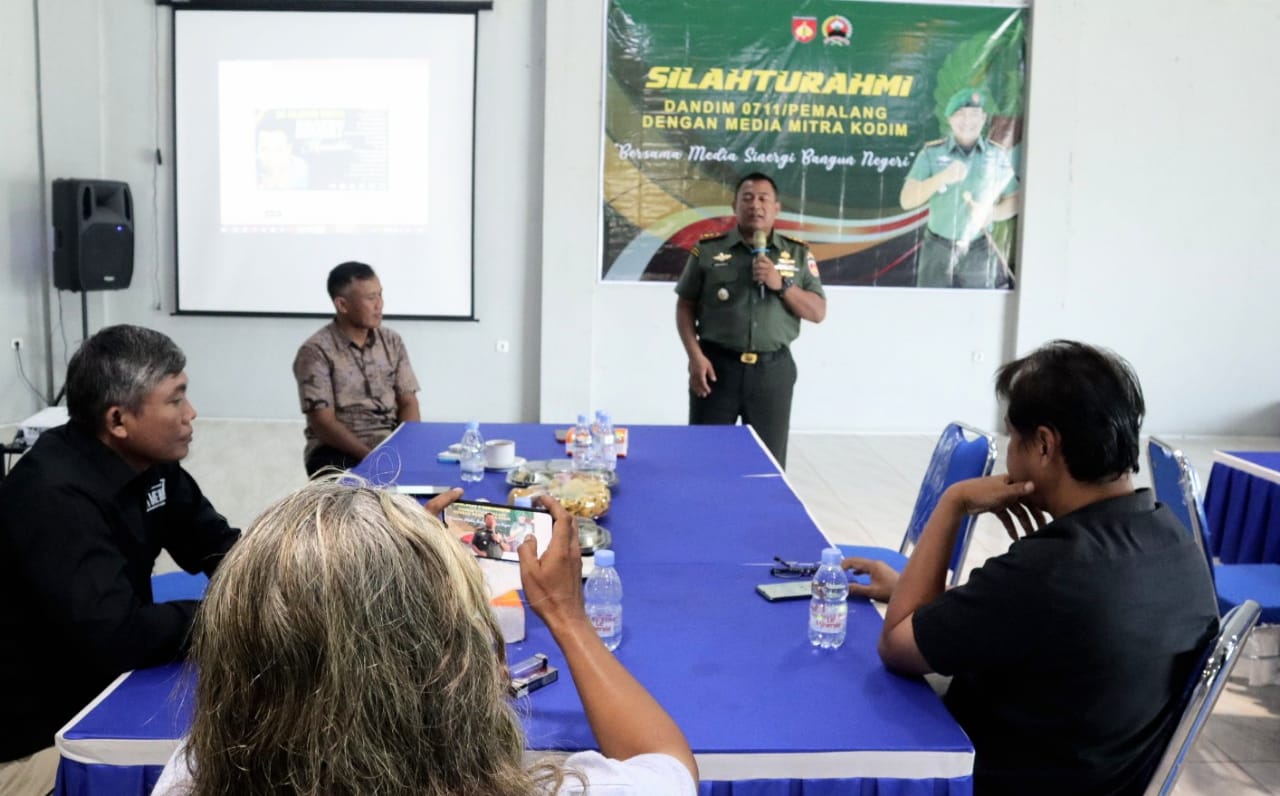 Silaturahmi Dandim Pemalang Bersama Awak Media Penuh Dengan Keakraban