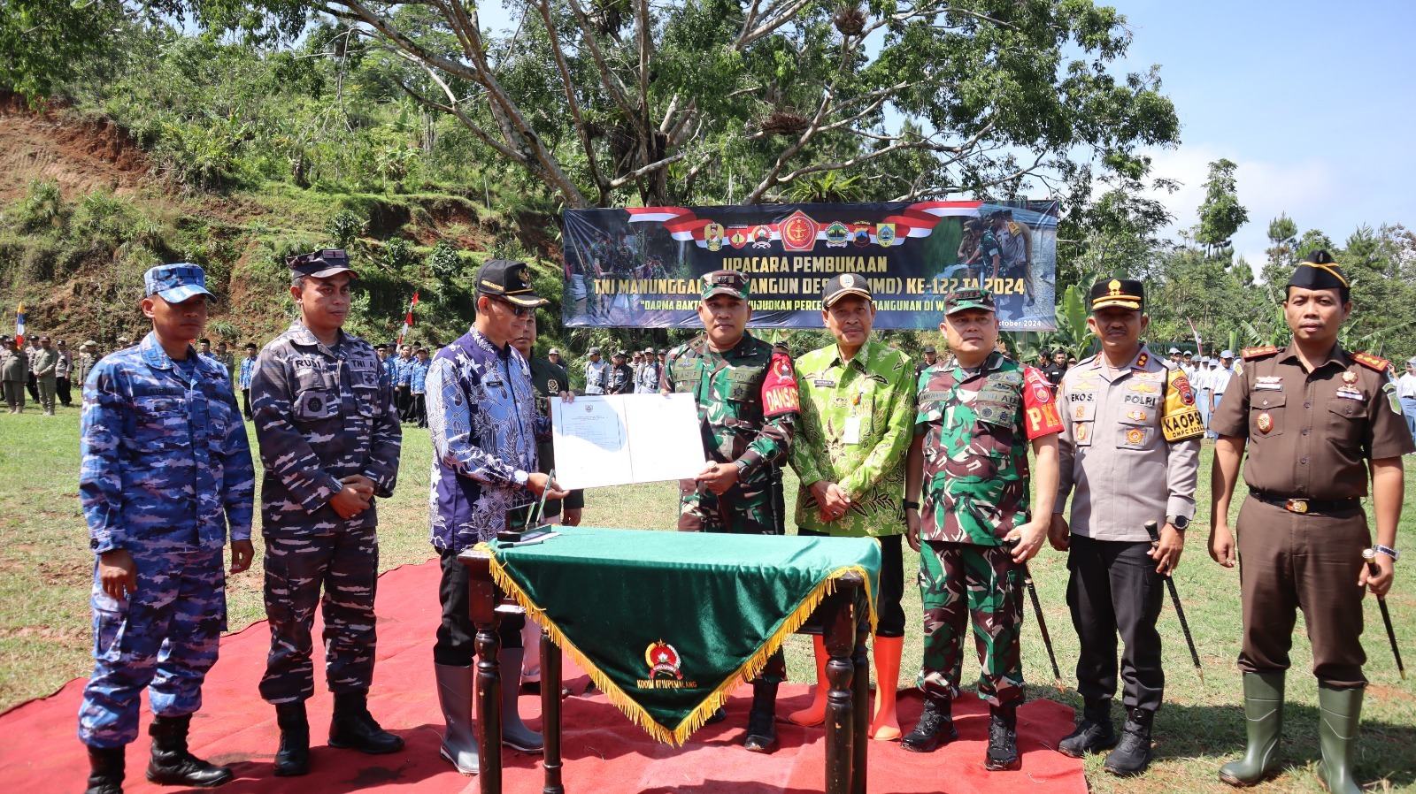 TMMD Reguler ke 122 Tahun 2024 Kodim Pemalang di Desa Tambi Watukumpul Resmi Dibuka Pjs. Bupati