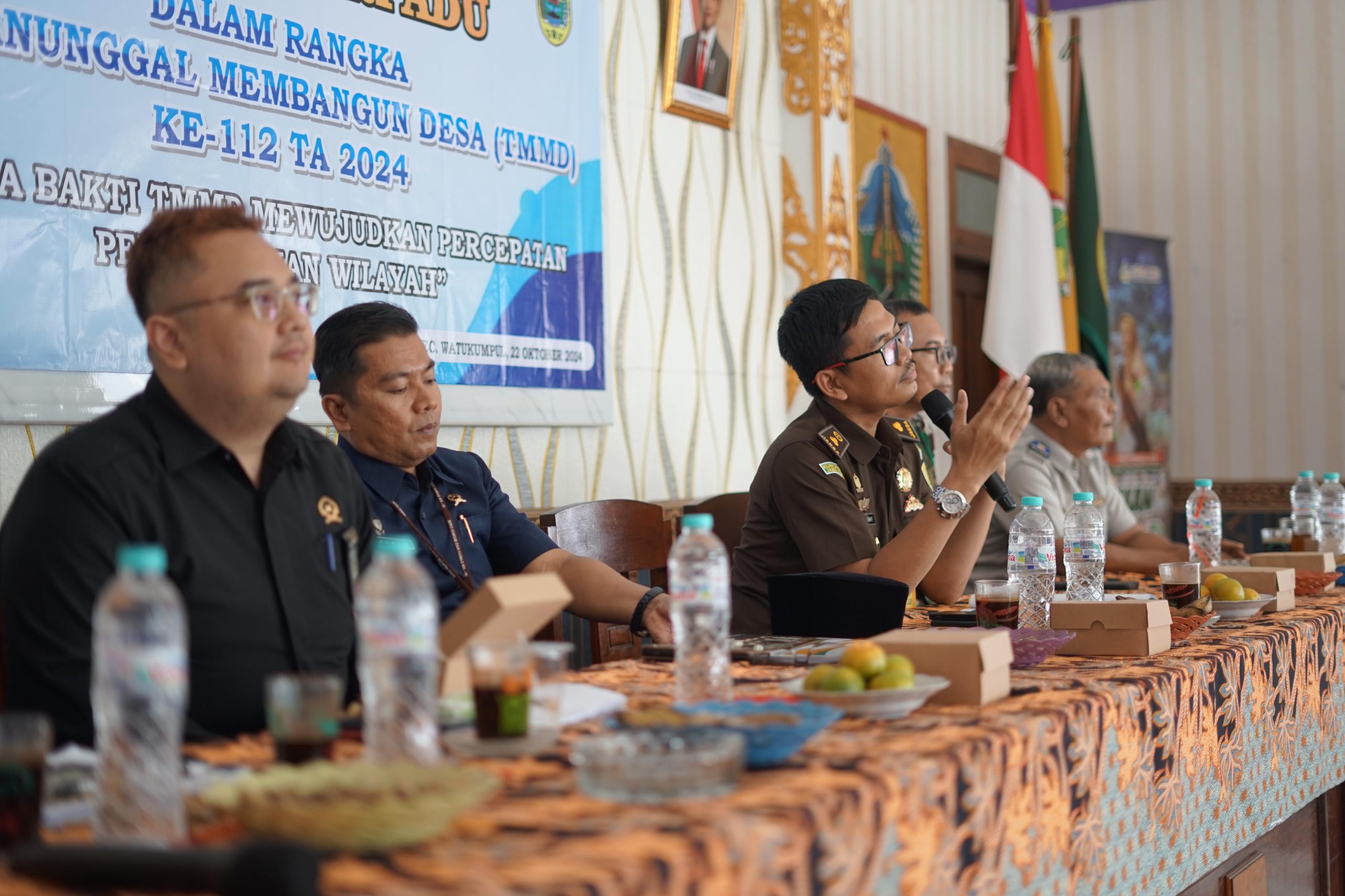 Satgas TMMD Reguler 122 Bersama Pengadilan Negeri Pemalang Berikan Penyuluhan Hukum Kepada Warga Tambi