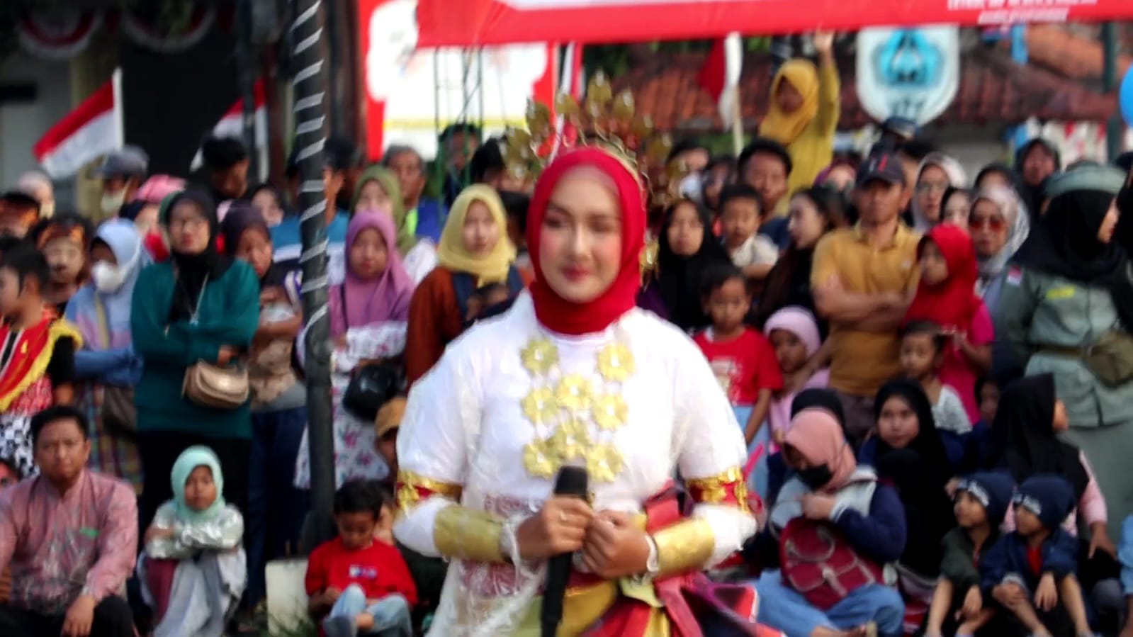 Mediva Candrika Mulia Meriahkan Aubade HUT RI ke-80 di Pemalang