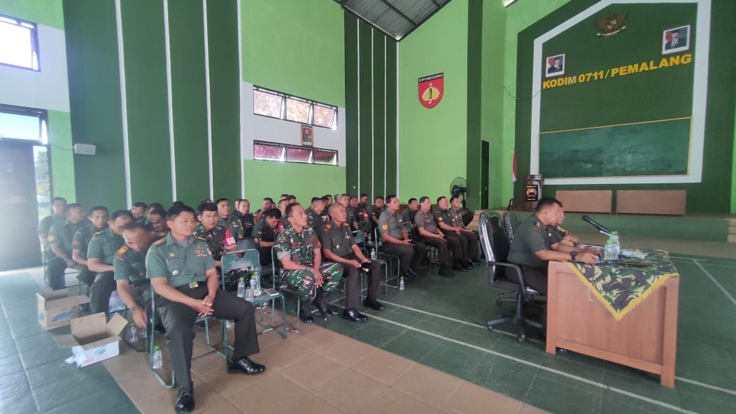 Anggota Kodim Pemalang Ikuti Vicon Sosialisasi Terpadu TWP TNI AD