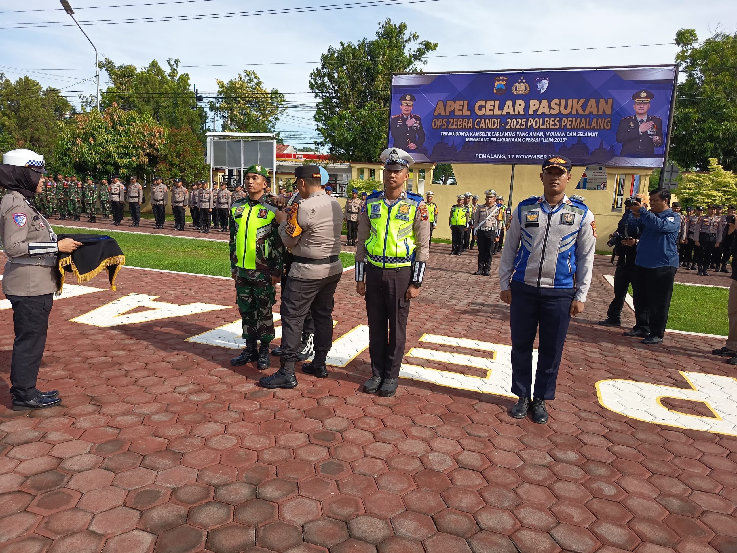 Dandim Pemalang Hadiri Apel Gelar Pasukan Operasi Zebra Candi 2025