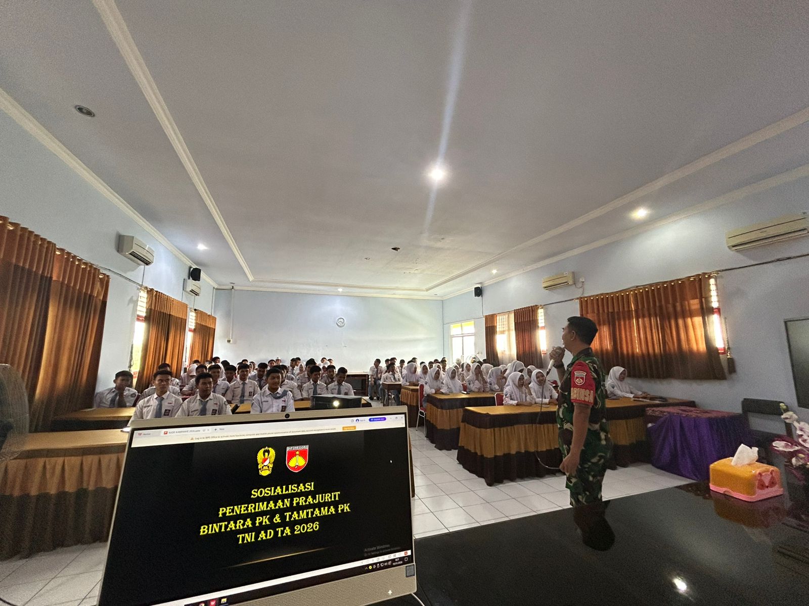 Anggota Koramil Petarukan Kodim Pemalang Gelar Kampanye Kreatif Penerimaan CABA, CATA PK Gelombang I TA 2026