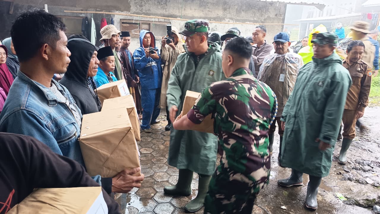 Pangdam IV/Diponegoro Turun Langsung Tinjau Lokasi Pasca Bencana Banjir Bandang di Desa Penakir