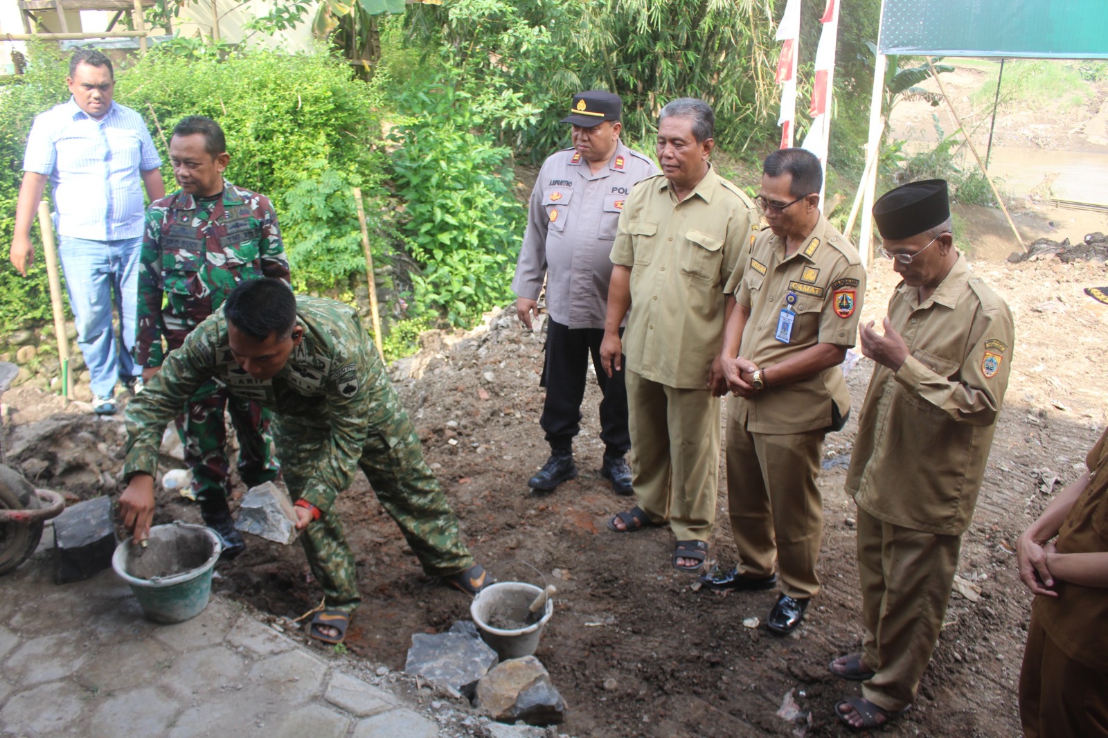 Dandim Pemalang Ikuti Vidcon Ground Breaking Jembatan Garuda Tahap III & IV Bersama Pangdam IV/Diponegoro